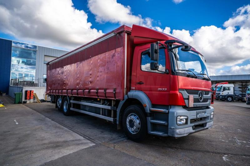 Mercedes AXOR 2533 -MP3+DHOLLANDIA 2.5T - Тентованный грузовик: фото 2 Mercedes AXOR 2533 -MP3+DHOLLANDIA 2.5T - Тентованный грузовик: фото 2