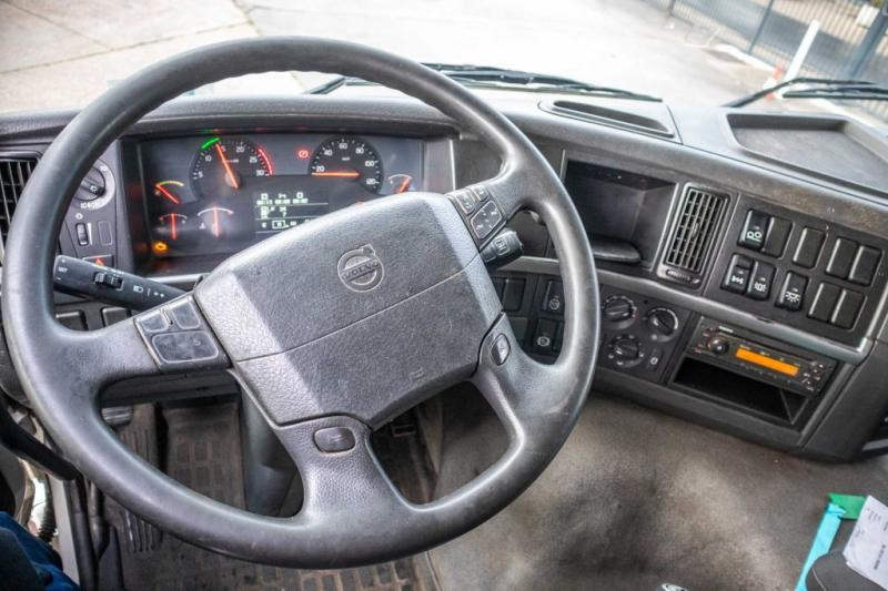 Volvo FM 330-6x2-E5+10 pneus/tires+intarder в лизинг Volvo FM 330-6x2-E5+10 pneus/tires+intarder: фото 9