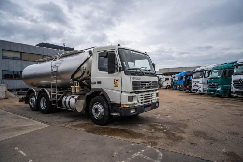 Volvo FM12 380 / CUVE ETA 15000L - Грузовик-цистерна: фото 5 Volvo FM12 380 / CUVE ETA 15000L - Грузовик-цистерна: фото 5