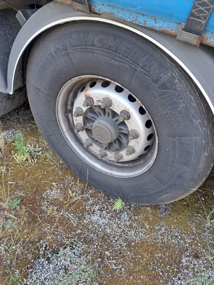 FRUEHAUF - Тентованный полуприцеп: фото 4 FRUEHAUF - Тентованный полуприцеп: фото 4