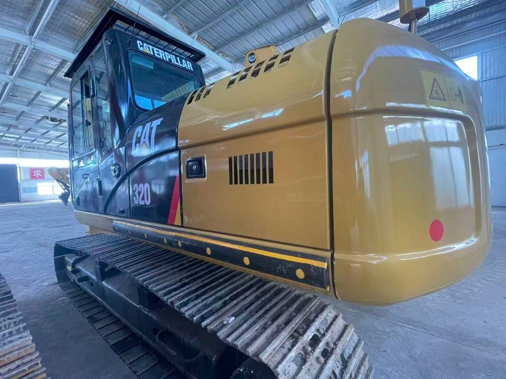 CAT 320D2 - Гусеничный экскаватор: фото 4 CAT 320D2 - Гусеничный экскаватор: фото 4