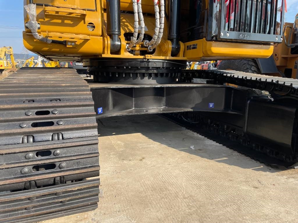 CAT 336GC - Гусеничный экскаватор: фото 3 CAT 336GC - Гусеничный экскаватор: фото 3