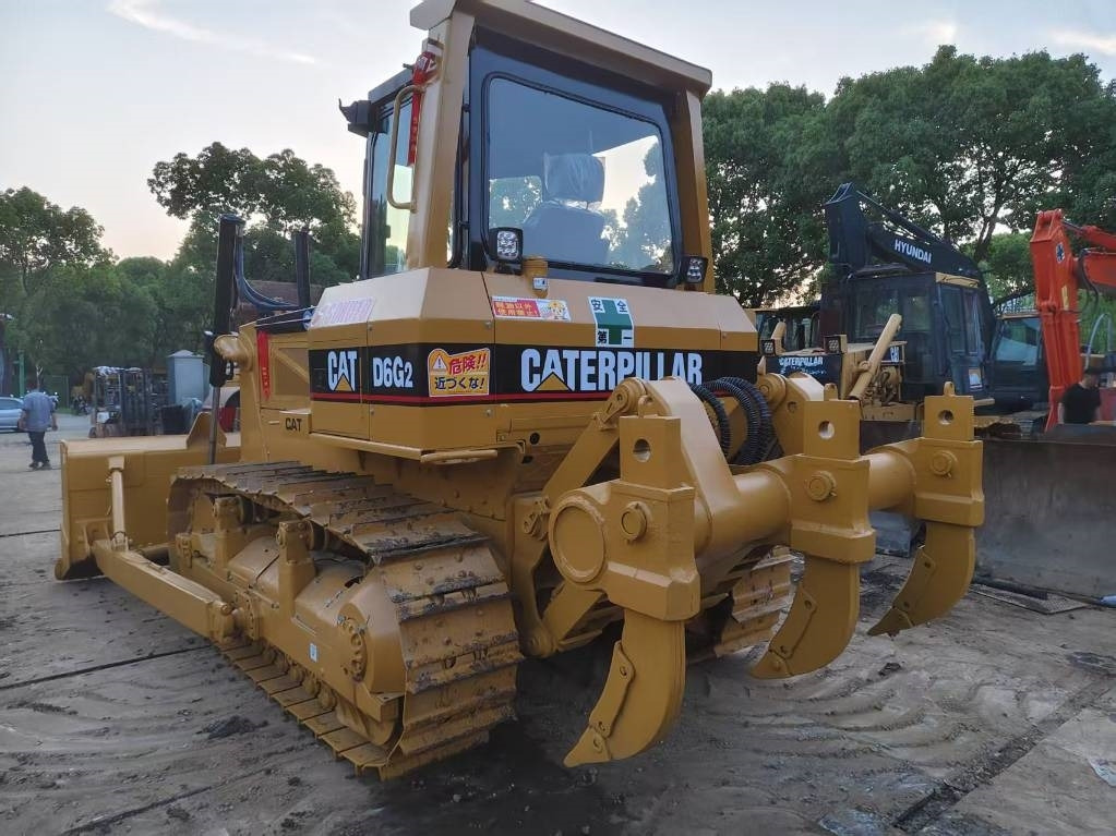 CAT D6G2 - Гусеничный экскаватор: фото 4 CAT D6G2 - Гусеничный экскаватор: фото 4