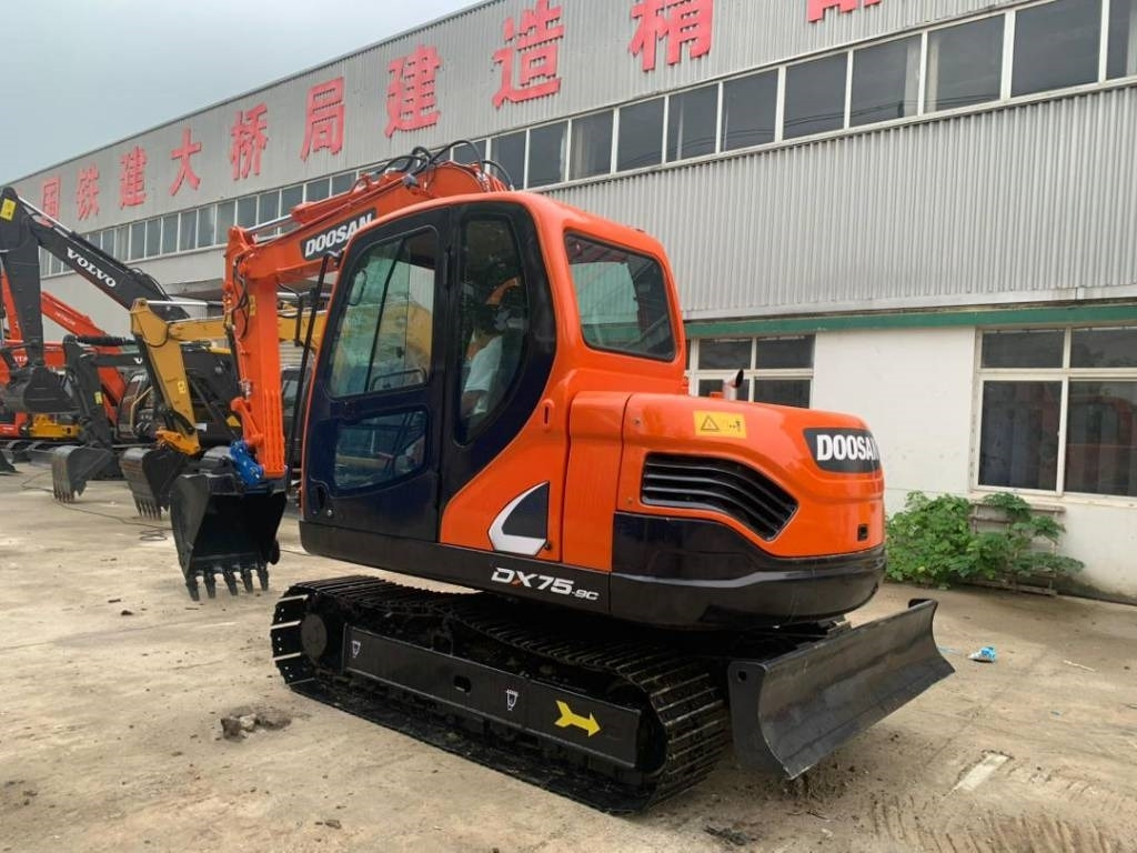 Doosan DX 75-9 C - Мини-экскаватор: фото 3 Doosan DX 75-9 C - Мини-экскаватор: фото 3