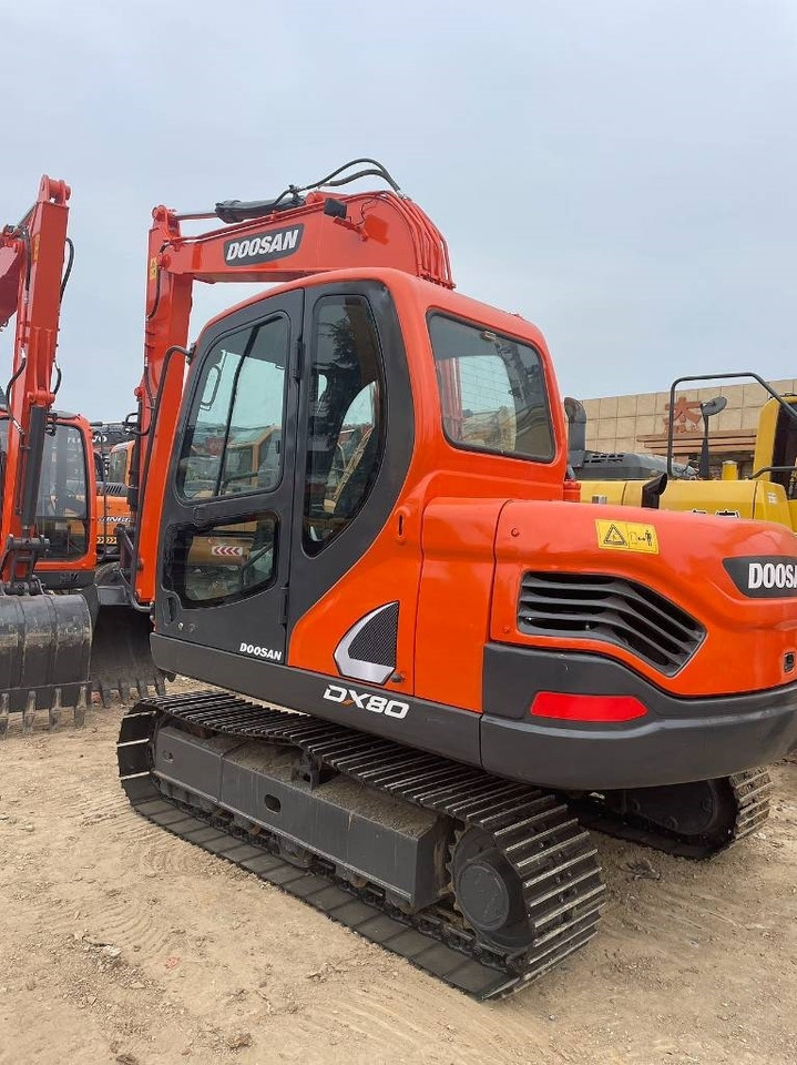 Doosan DX80 - Мини-экскаватор: фото 1 Doosan DX80 - Мини-экскаватор: фото 1