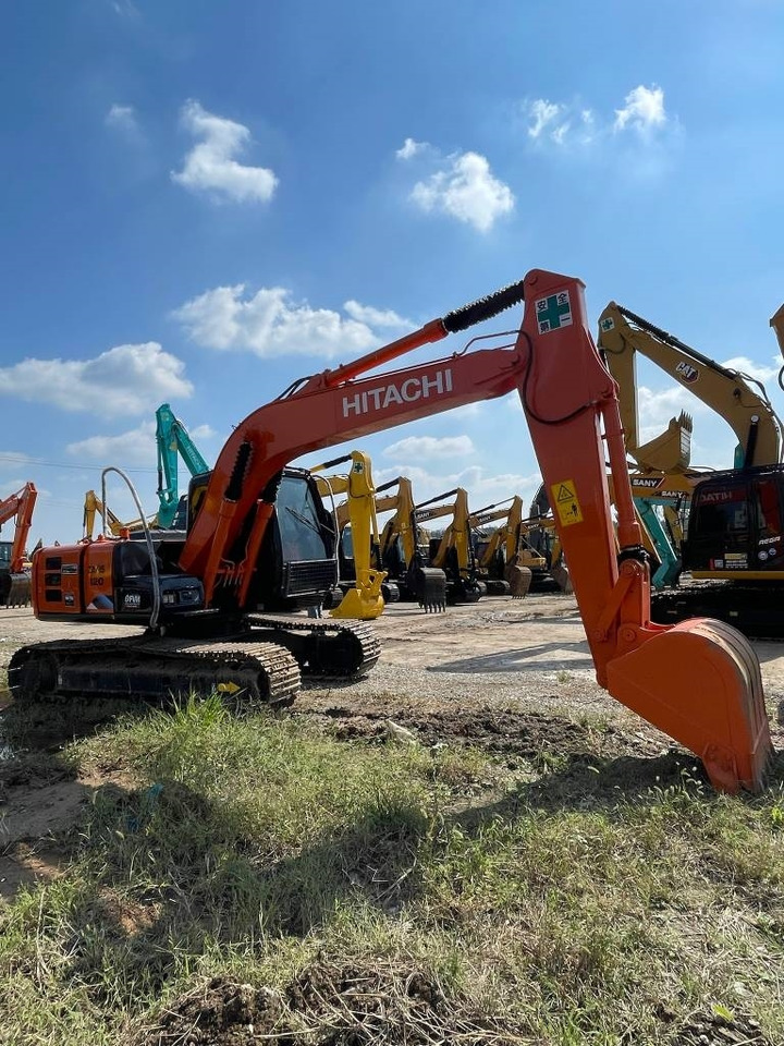 Hitachi ZX 120 - Гусеничный экскаватор: фото 4 Hitachi ZX 120 - Гусеничный экскаватор: фото 4