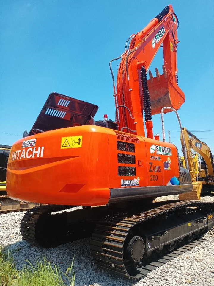 Hitachi ZX 200 - Гусеничный экскаватор: фото 5 Hitachi ZX 200 - Гусеничный экскаватор: фото 5