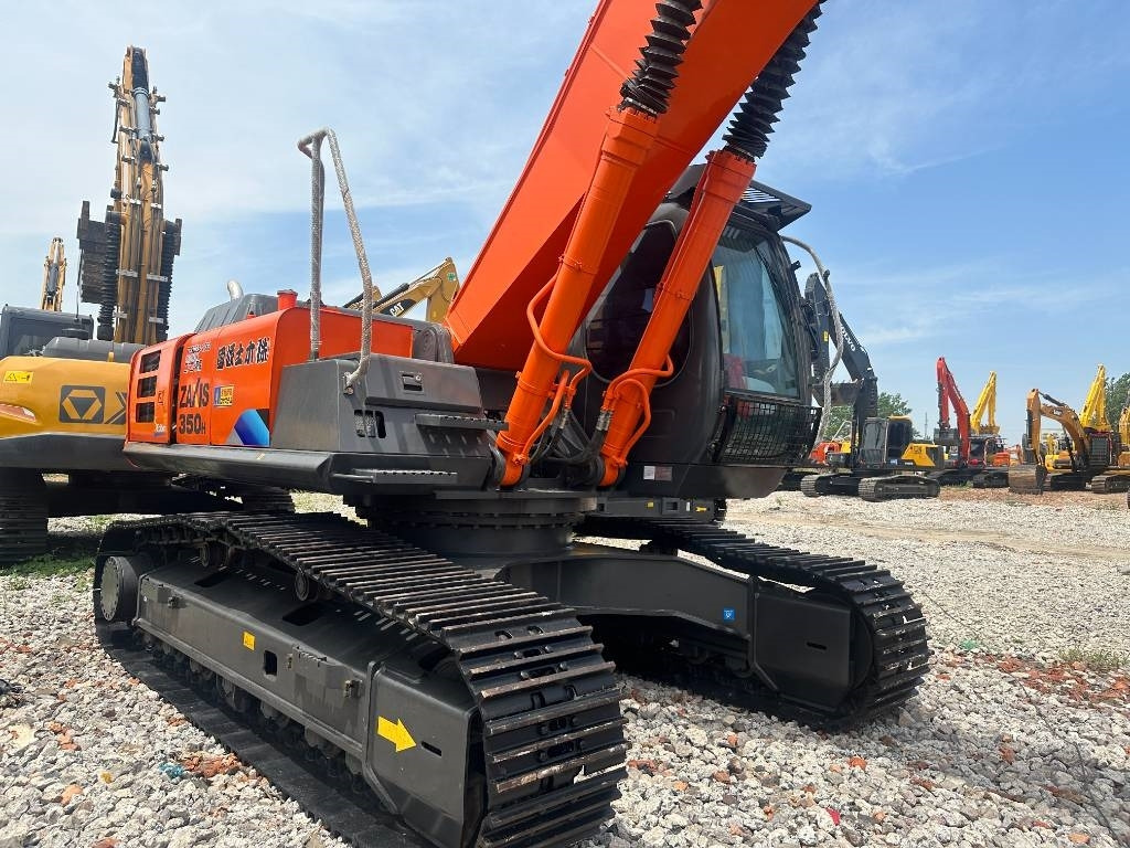 Hitachi ZX 350 - Гусеничный экскаватор: фото 5 Hitachi ZX 350 - Гусеничный экскаватор: фото 5