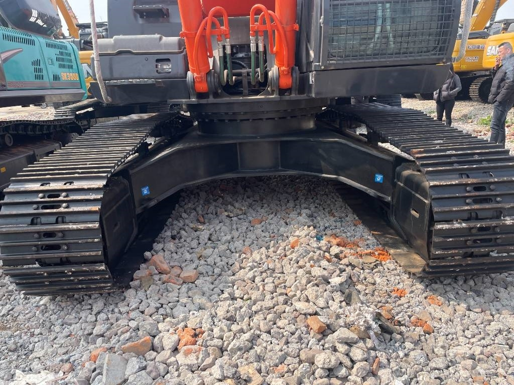 Hitachi ZX 360 - Гусеничный экскаватор: фото 4 Hitachi ZX 360 - Гусеничный экскаватор: фото 4