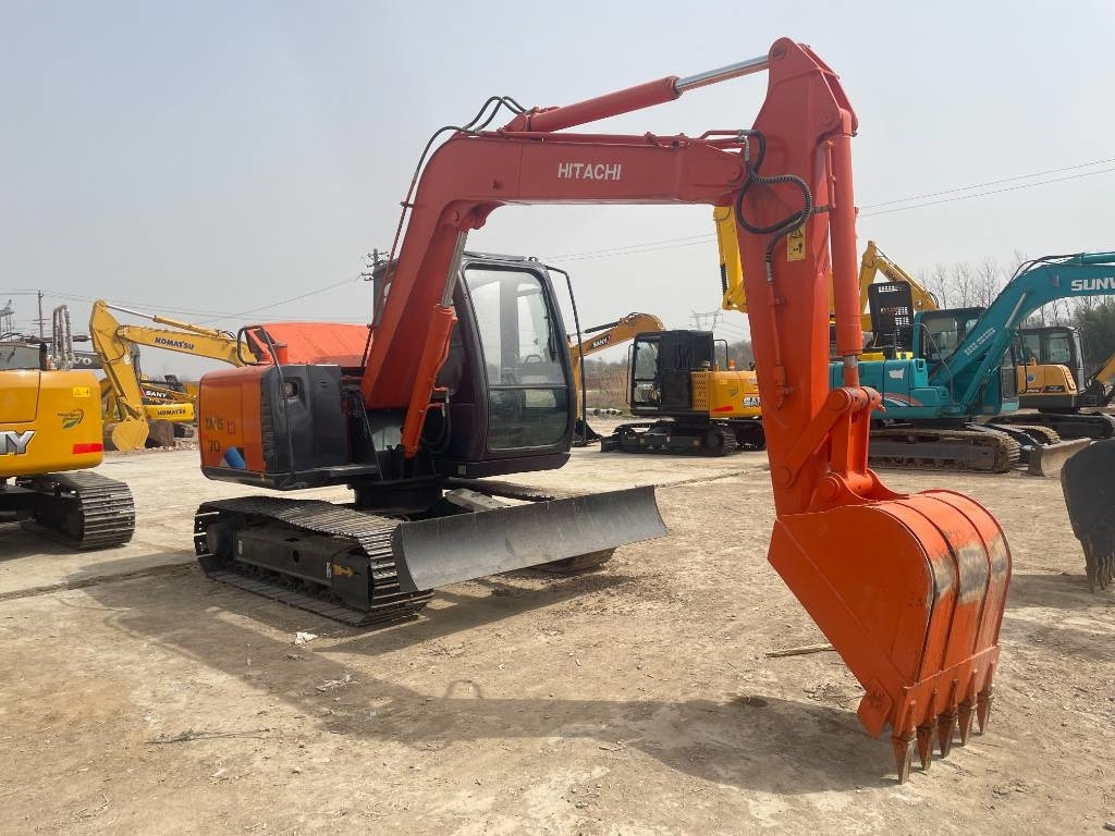 Hitachi ZX 70  - Мини-экскаватор: фото 2 Hitachi ZX 70  - Мини-экскаватор: фото 2