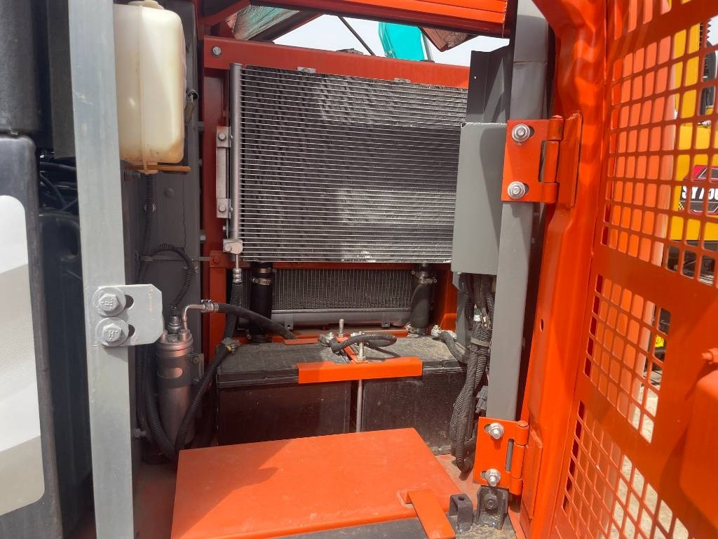 Hitachi ZX 70  - Мини-экскаватор: фото 5 Hitachi ZX 70  - Мини-экскаватор: фото 5