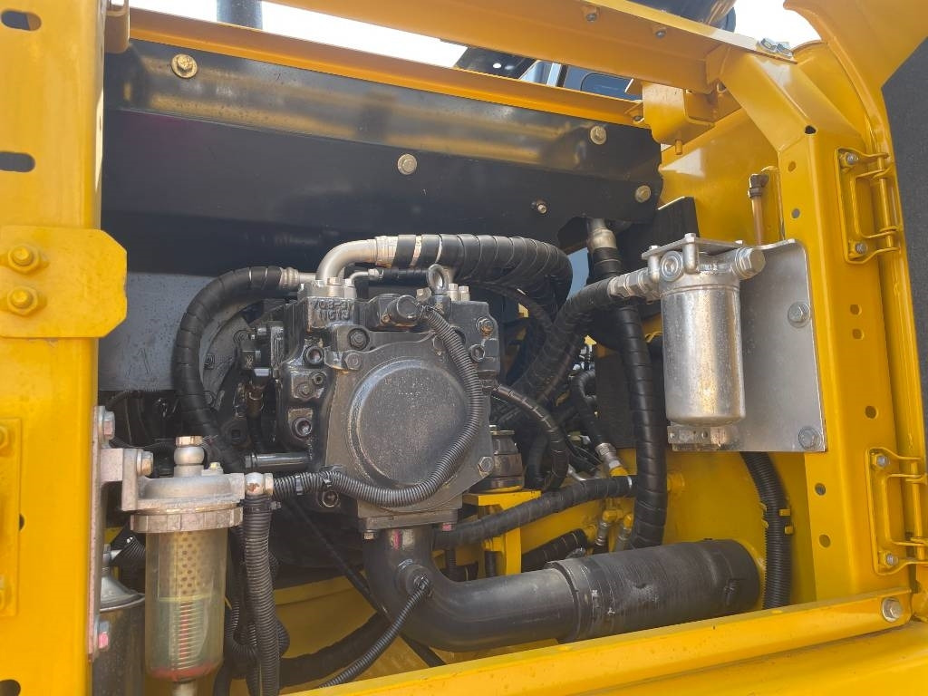 Komatsu PC 160 LC - Гусеничный экскаватор: фото 5 Komatsu PC 160 LC - Гусеничный экскаватор: фото 5