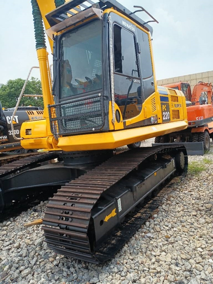 Komatsu PC 220-8  - Гусеничный экскаватор: фото 4 Komatsu PC 220-8  - Гусеничный экскаватор: фото 4