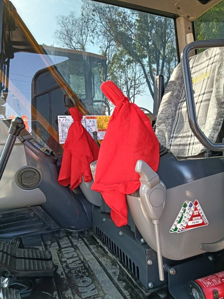 Komatsu PC 70  - Мини-экскаватор: фото 3 Komatsu PC 70  - Мини-экскаватор: фото 3