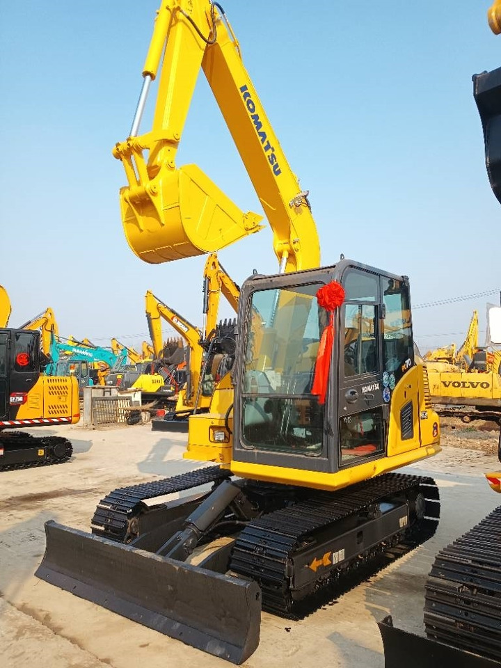 Komatsu PC 70  - Мини-экскаватор: фото 2 Komatsu PC 70  - Мини-экскаватор: фото 2
