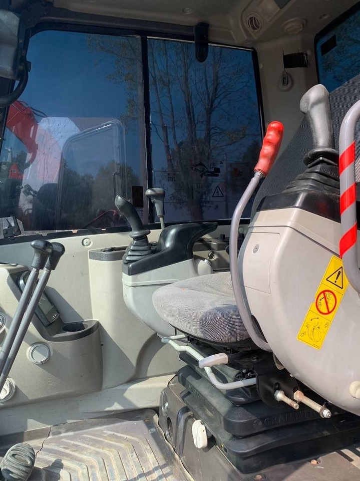 Volvo EC 60  - Мини-экскаватор: фото 2 Volvo EC 60  - Мини-экскаватор: фото 2