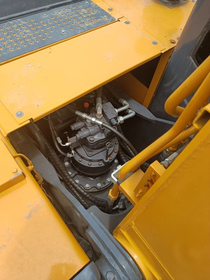 XCMG XE 215 DA  в лизинг XCMG XE 215 DA: фото 12