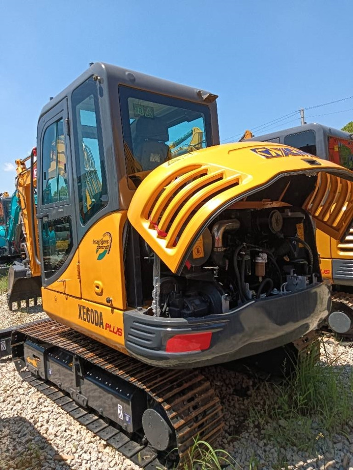 XCMG XE 60 DA - Мини-экскаватор: фото 4 XCMG XE 60 DA - Мини-экскаватор: фото 4