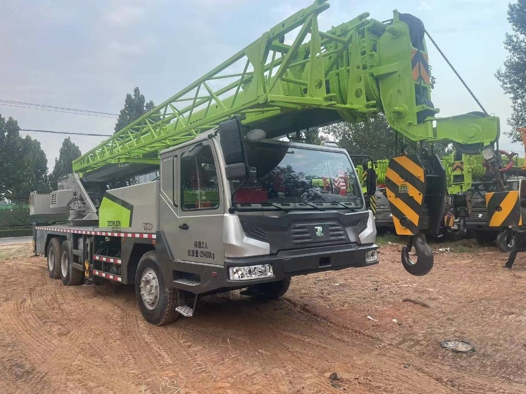 Zoomlion ZTC 500 V - Вседорожный кран: фото 5 Zoomlion ZTC 500 V - Вседорожный кран: фото 5