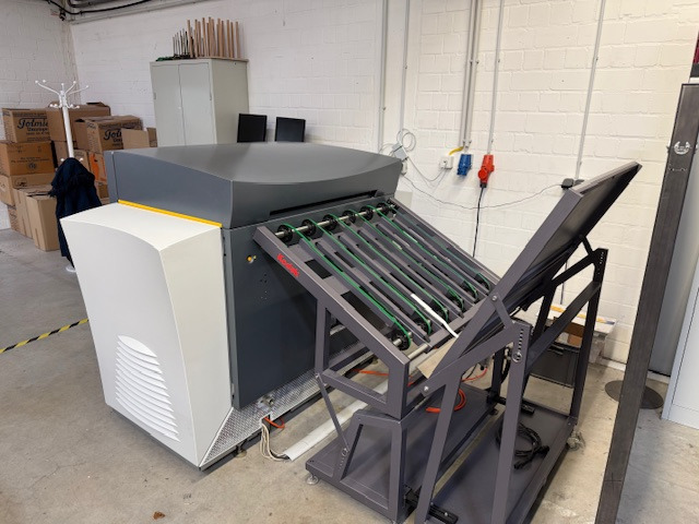 Kodak MAGNUS 400S II - Печатное оборудование: фото 2 Kodak MAGNUS 400S II - Печатное оборудование: фото 2