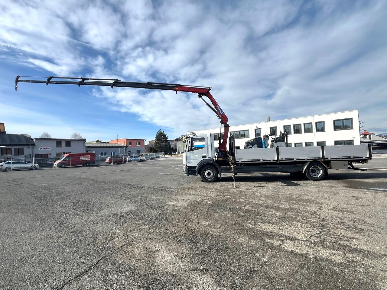 Грузовик бортовой/ Платформа, Автоманипулятор Mercedes truck ATEGO, 1527, Crane HMF 1120 - K5: фото 10