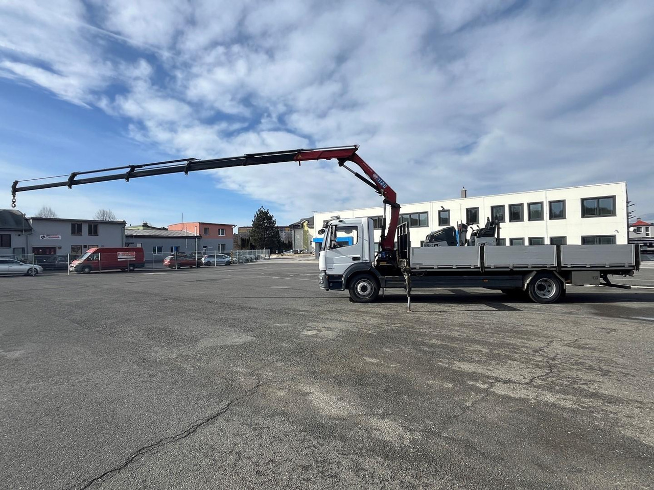 Грузовик бортовой/ Платформа, Автоманипулятор Mercedes truck ATEGO, 1527, Crane HMF 1120 - K5: фото 11