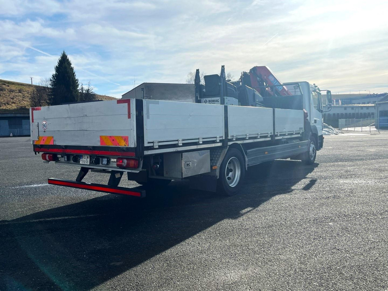 Грузовик бортовой/ Платформа, Автоманипулятор Mercedes truck ATEGO, 1527, Crane HMF 1120 - K5: фото 9