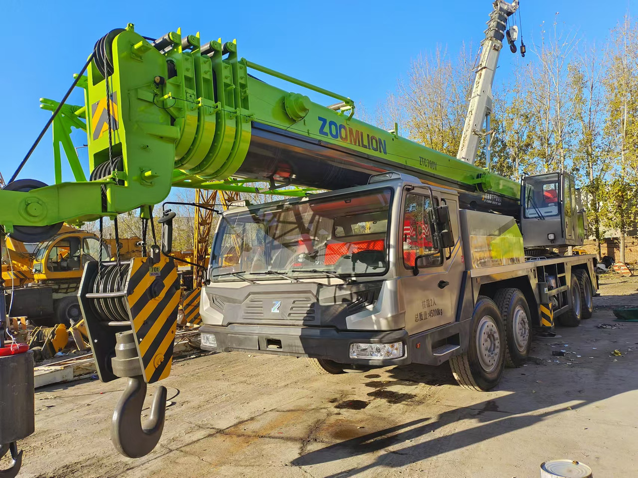 ZOOMLION ZTC700V - Мобильный кран: фото 4 ZOOMLION ZTC700V - Мобильный кран: фото 4