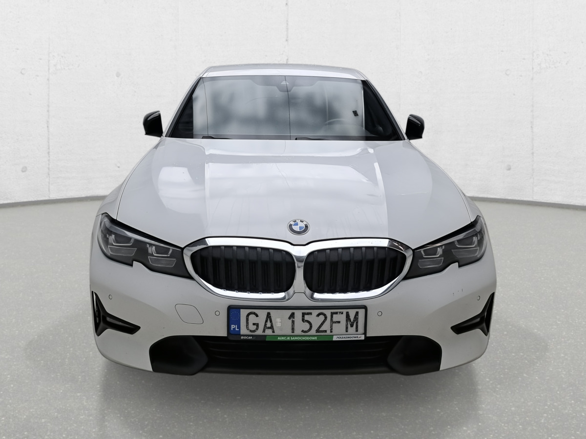 BMW 320I XDRIVE SEDAN - Легковой автомобиль: фото 3 BMW 320I XDRIVE SEDAN - Легковой автомобиль: фото 3