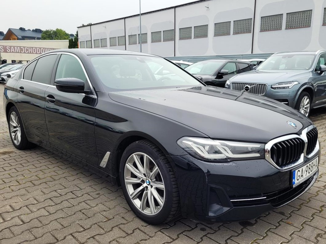 Легковой автомобиль BMW  518D SEDAN: фото 1