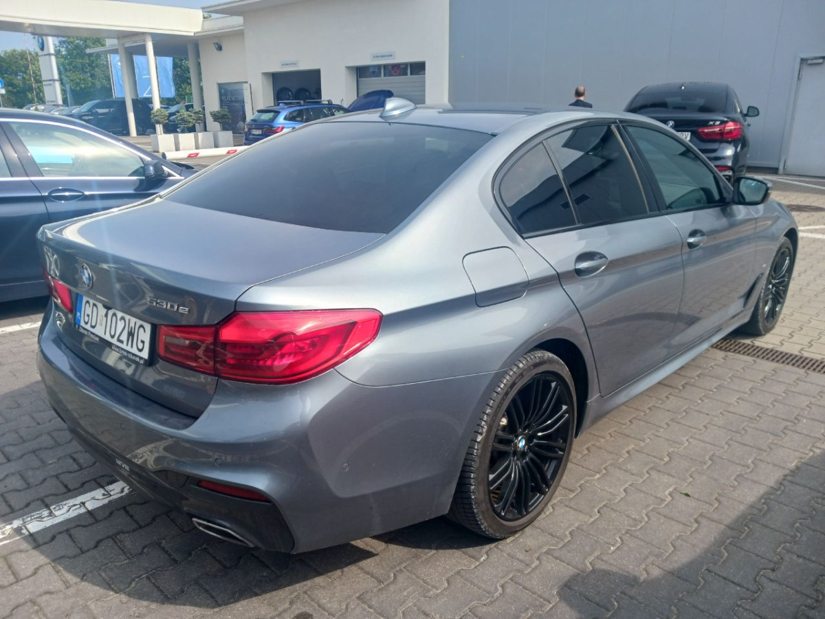 BMW 530E IPERFORMANCE SEDAN - Седан: фото 3 BMW 530E IPERFORMANCE SEDAN - Седан: фото 3
