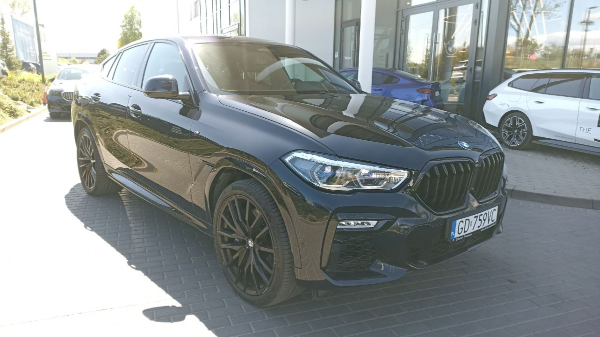 BMW X6 M50i SUV - Внедорожник: фото 1 BMW X6 M50i SUV - Внедорожник: фото 1