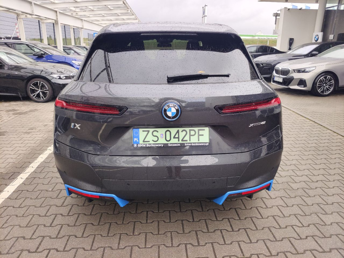 BMW iX XDRIVE40 SUV - Внедорожник: фото 4 BMW iX XDRIVE40 SUV - Внедорожник: фото 4