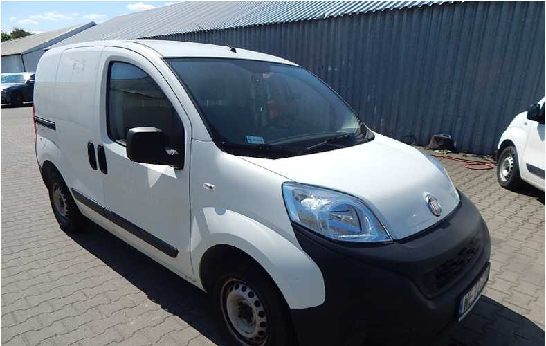 FIAT FIORINO FURGON BLASZAK - Цельнометаллический фургон: фото 1 FIAT FIORINO FURGON BLASZAK - Цельнометаллический фургон: фото 1
