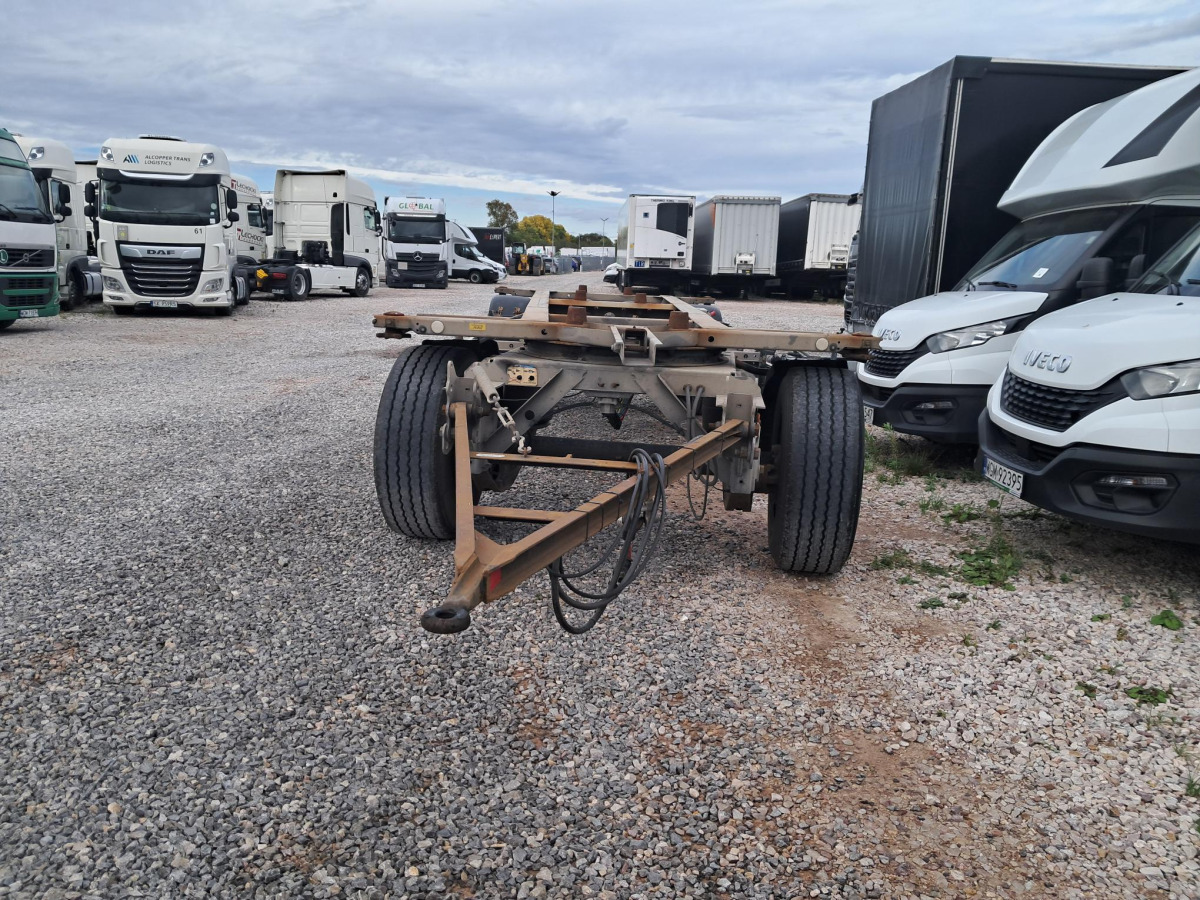 FLIEGL ZWP 180 POD KONTENERY - Прицеп-контейнеровоз/ Сменный кузов: фото 2 FLIEGL ZWP 180 POD KONTENERY - Прицеп-контейнеровоз/ Сменный кузов: фото 2