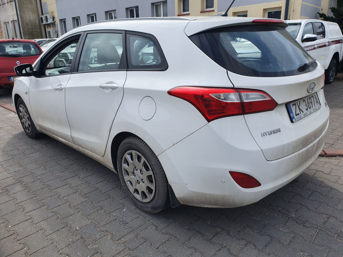 HYUNDAI I30 KOMBI - Легковой автомобиль: фото 4 HYUNDAI I30 KOMBI - Легковой автомобиль: фото 4