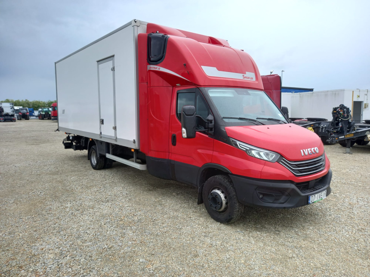 IVECO DAILY KONTENER Z WINDĄ - Грузовик с закрытым кузовом: фото 1 IVECO DAILY KONTENER Z WINDĄ - Грузовик с закрытым кузовом: фото 1