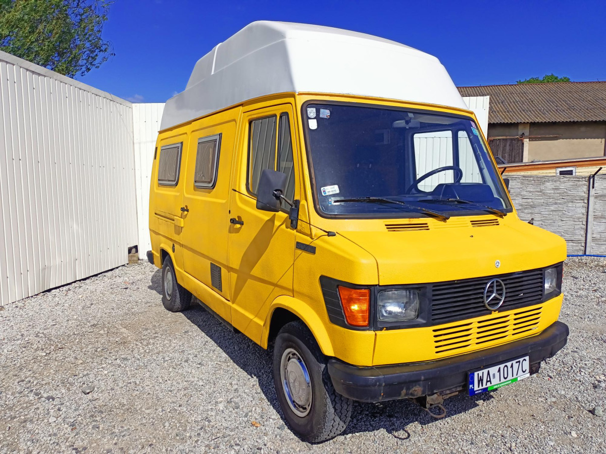 MERCEDES BENZ 307 KAMPER - Кастенваген: фото 1 MERCEDES BENZ 307 KAMPER - Кастенваген: фото 1