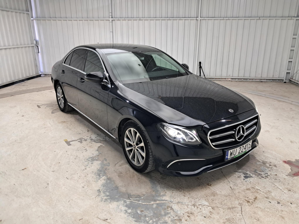 MERCEDES BENZ E 200 D SEDAN - Легковой автомобиль: фото 1 MERCEDES BENZ E 200 D SEDAN - Легковой автомобиль: фото 1