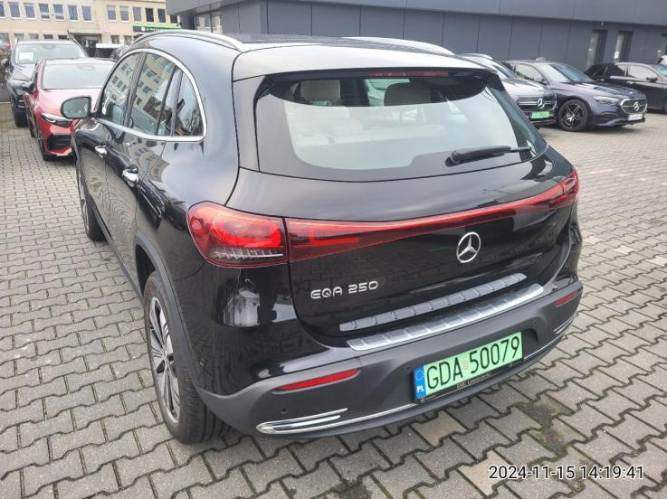 MERCEDES BENZ EQA 250 SUV - Внедорожник: фото 4 MERCEDES BENZ EQA 250 SUV - Внедорожник: фото 4