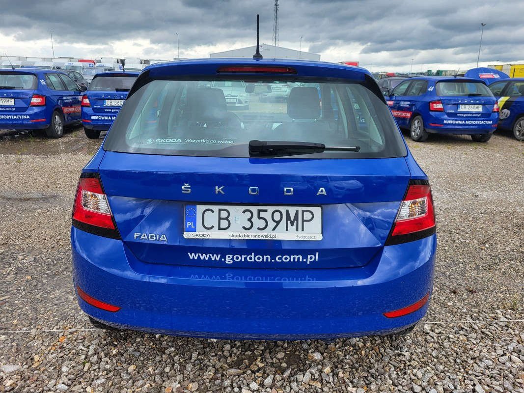 SKODA FABIA HATCHBACK - Хэтчбек: фото 5 SKODA FABIA HATCHBACK - Хэтчбек: фото 5
