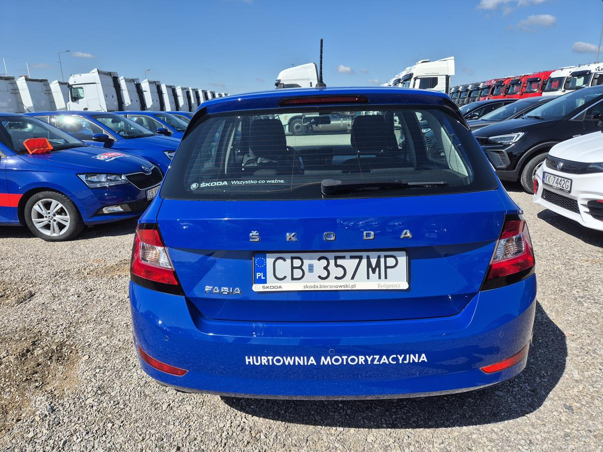 SKODA FABIA HATCHBACK - Хэтчбек: фото 5 SKODA FABIA HATCHBACK - Хэтчбек: фото 5
