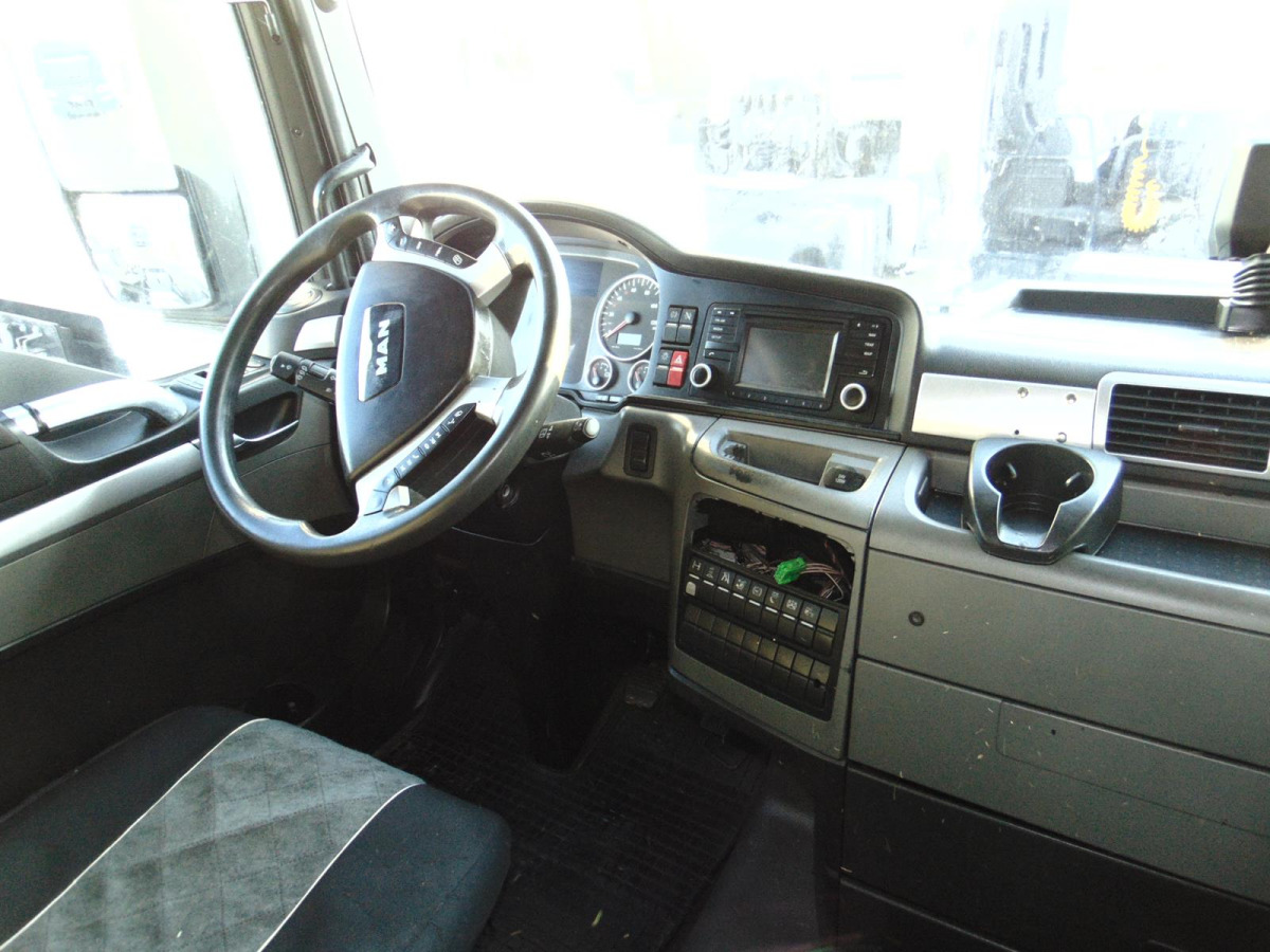 MAN TGX CIĄGNIK SIODŁOWY - Тягач: фото 5 MAN TGX CIĄGNIK SIODŁOWY - Тягач: фото 5