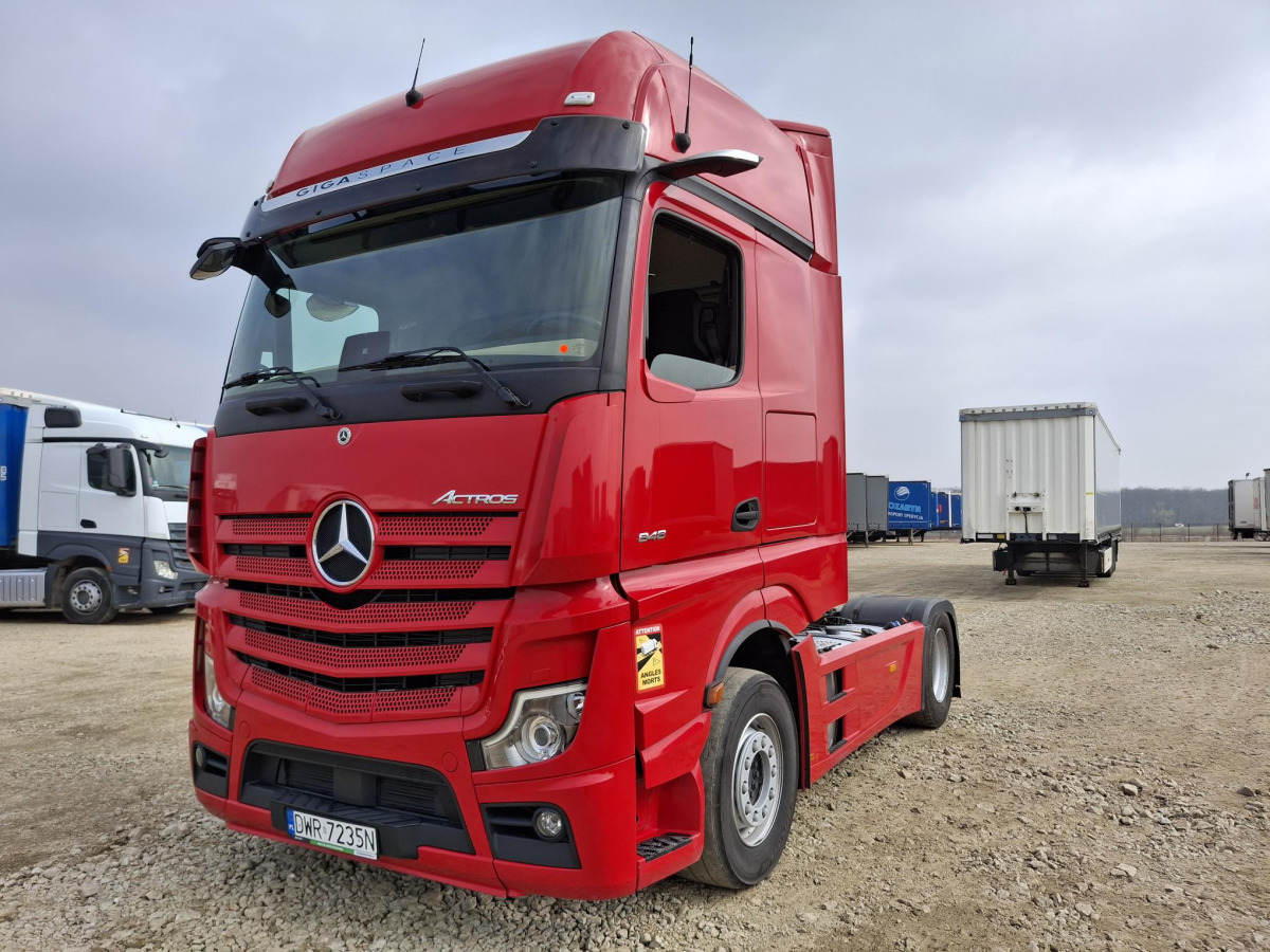 MERCEDES BENZ ACTROS 1848 LS CIĄGNIK SIODŁOWY - Тягач: фото 3 MERCEDES BENZ ACTROS 1848 LS CIĄGNIK SIODŁOWY - Тягач: фото 3