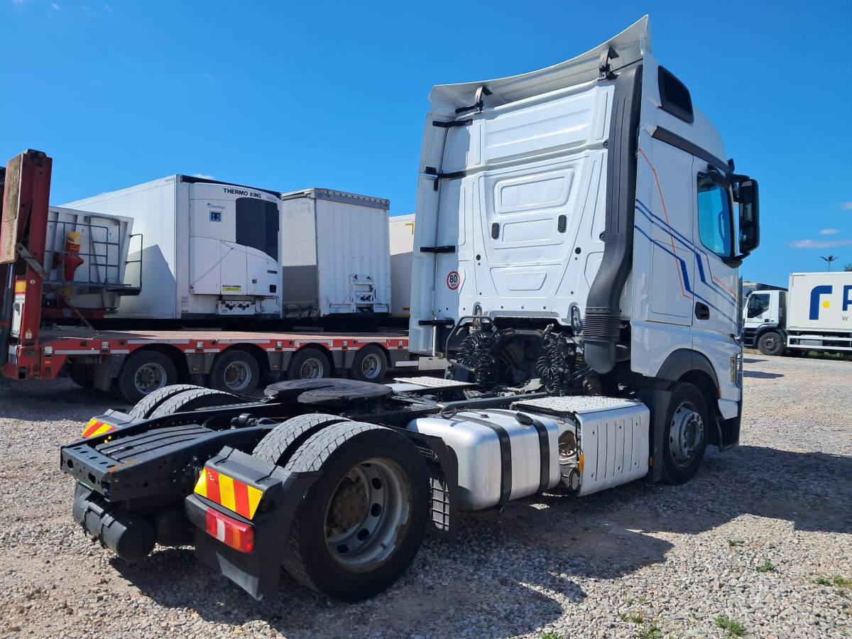 MERCEDES BENZ ACTROS CIĄGNIK SIODŁOWY - Тягач: фото 4 MERCEDES BENZ ACTROS CIĄGNIK SIODŁOWY - Тягач: фото 4