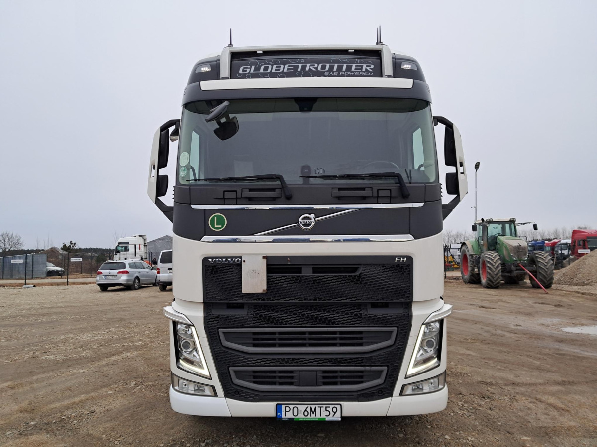 VOLVO FH 460 CIĄGNIK SIODŁOWY - Тягач: фото 2 VOLVO FH 460 CIĄGNIK SIODŁOWY - Тягач: фото 2