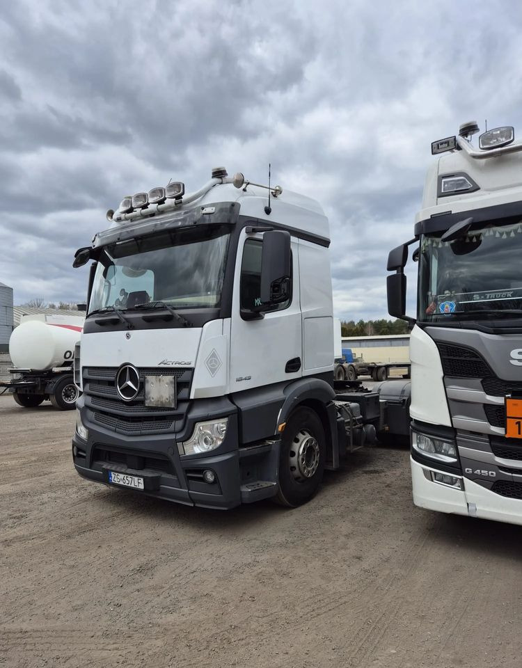 Mercedes-Benz Actros 1843 LS - Тягач: фото 2 Mercedes-Benz Actros 1843 LS - Тягач: фото 2