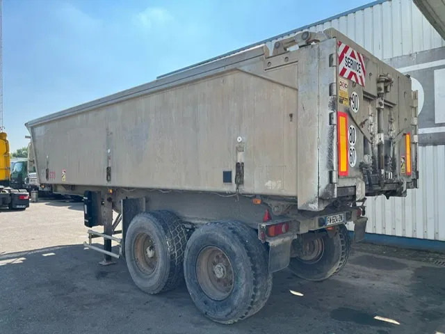 Benalu 2 Axle Alu Tipper , Spring Suspension , Drum Brakes - Самосвальный полуприцеп: фото 2 Benalu 2 Axle Alu Tipper , Spring Suspension , Drum Brakes - Самосвальный полуприцеп: фото 2