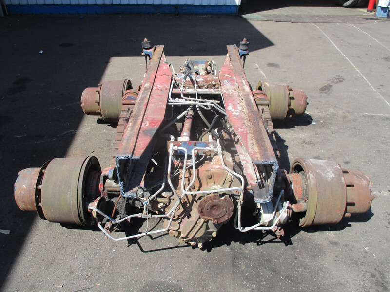 Iveco 6x4 Back Axle / Double Pont , 2 pieces in stock - Задняя ось для Грузовиков: фото 3 Iveco 6x4 Back Axle / Double Pont , 2 pieces in stock - Задняя ось для Грузовиков: фото 3