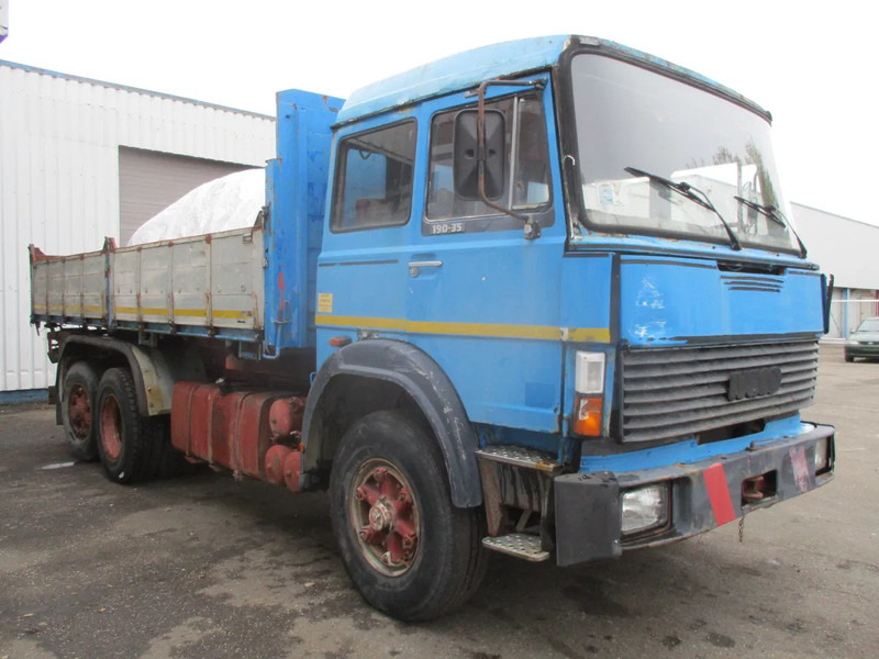 Iveco Turbostar 190-30 , Manual , V8 , 3 way tipper , Spring suspension , 6x2 - Самосвал: фото 4 Iveco Turbostar 190-30 , Manual , V8 , 3 way tipper , Spring suspension , 6x2 - Самосвал: фото 4